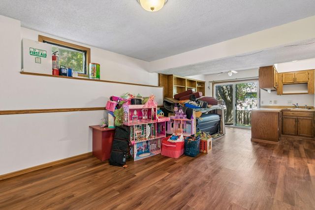 17088 Hamilton Drive, Lakeville, MN 55044