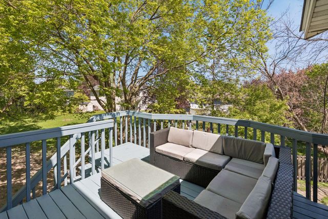 17088 Hamilton Drive, Lakeville, MN 55044