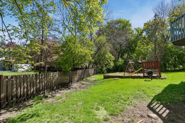 17088 Hamilton Drive, Lakeville, MN 55044