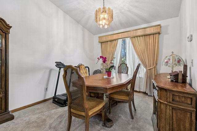 17088 Hamilton Drive, Lakeville, MN 55044