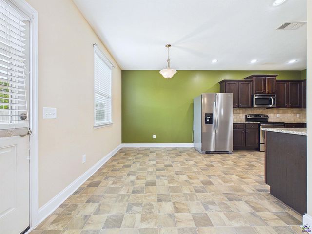 309 Flowing Meadows Drive, Kathleen, GA 31047