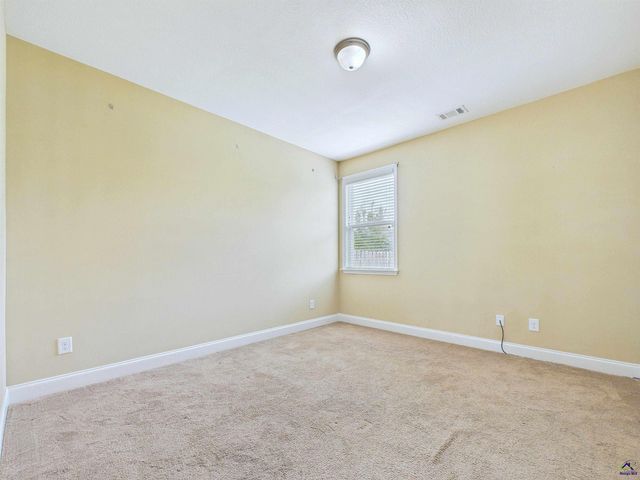 309 Flowing Meadows Drive, Kathleen, GA 31047