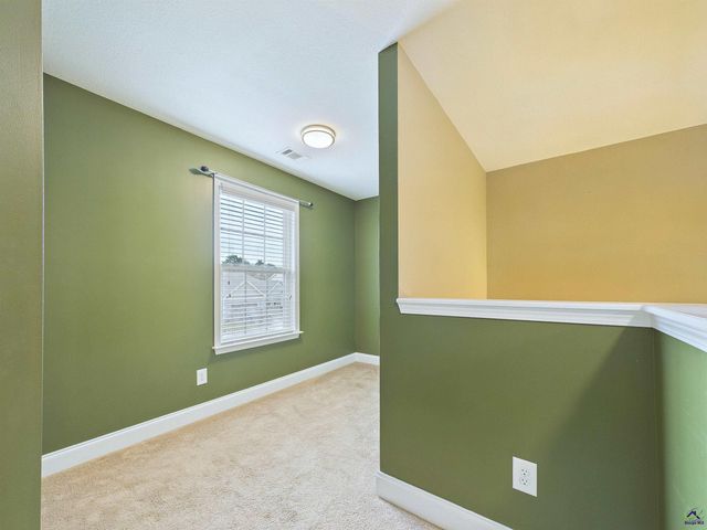 309 Flowing Meadows Drive, Kathleen, GA 31047