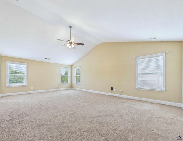 309 Flowing Meadows Drive, Kathleen, GA 31047