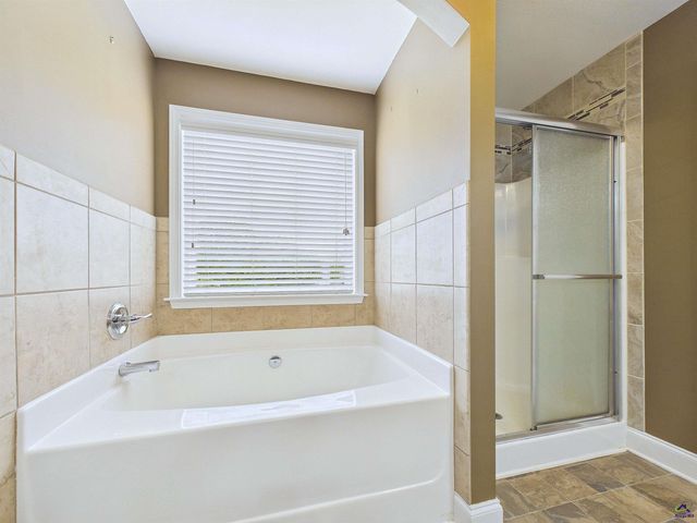 309 Flowing Meadows Drive, Kathleen, GA 31047