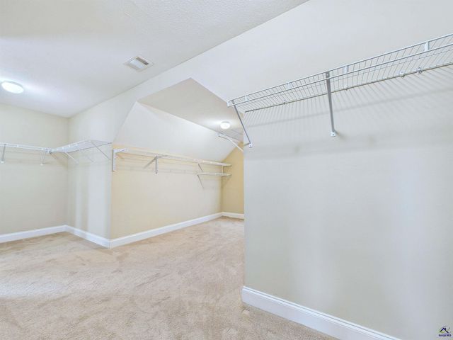 309 Flowing Meadows Drive, Kathleen, GA 31047