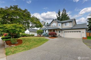 19555 23rd Avenue NE, Poulsbo, WA 98370
