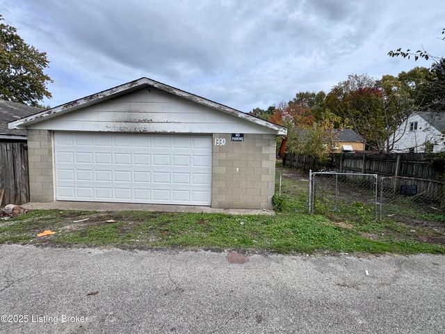 1330 Phyllis Ave, Louisville, KY 40215