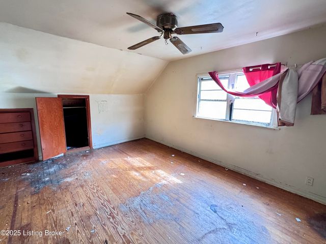 1330 Phyllis Ave, Louisville, KY 40215