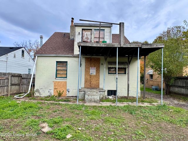 1330 Phyllis Ave, Louisville, KY 40215