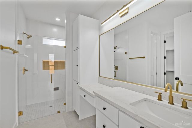 2217 N Venice Avenue, Edinburg, TX 78542