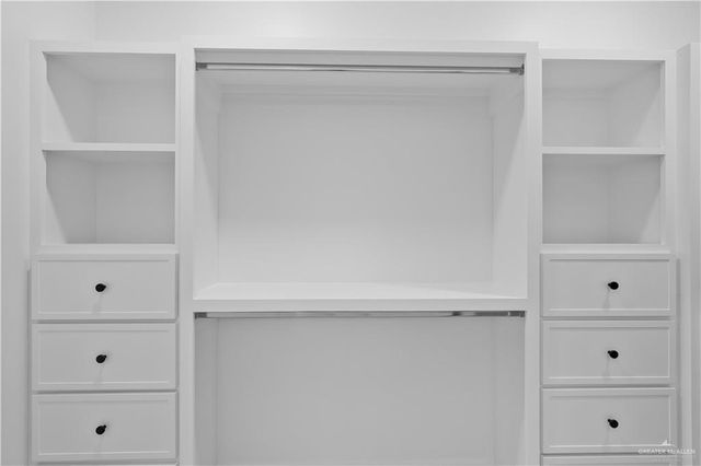 2217 N Venice Avenue, Edinburg, TX 78542