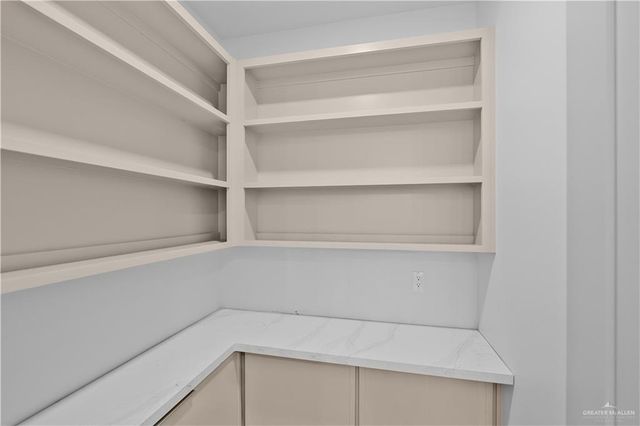 2217 N Venice Avenue, Edinburg, TX 78542