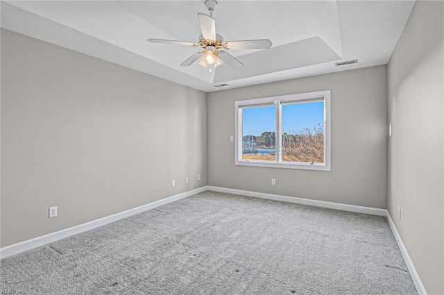 10 Channel LN, Hampton, VA 23664