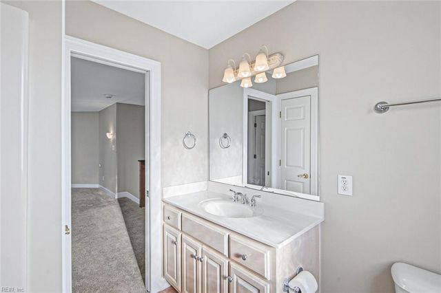 10 Channel LN, Hampton, VA 23664