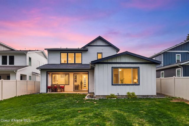 1814 HERRING AVE, Sandpoint, ID 83864