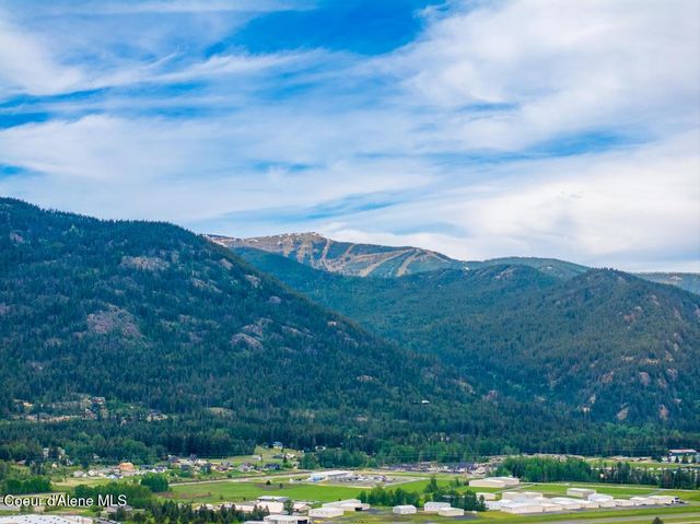 1814 HERRING AVE, Sandpoint, ID 83864