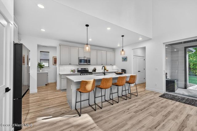 1814 HERRING AVE, Sandpoint, ID 83864
