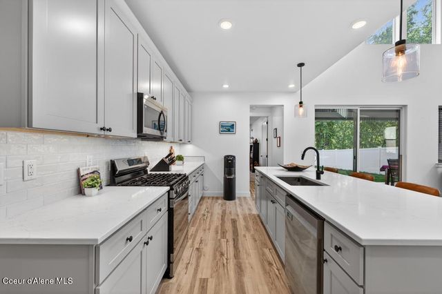 1814 HERRING AVE, Sandpoint, ID 83864