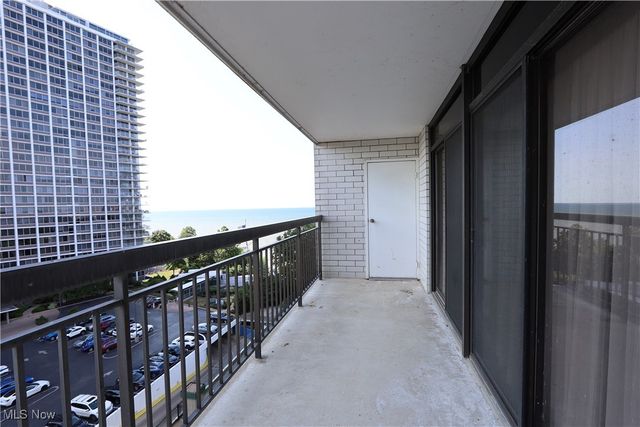 12550 Lake Avenue 810, Lakewood, OH 44107