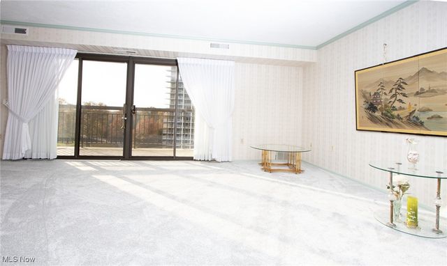 12550 Lake Avenue 810, Lakewood, OH 44107