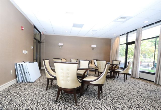 12550 Lake Avenue 810, Lakewood, OH 44107