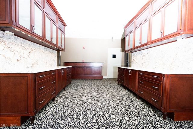 12550 Lake Avenue 810, Lakewood, OH 44107