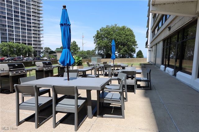 12550 Lake Avenue 810, Lakewood, OH 44107