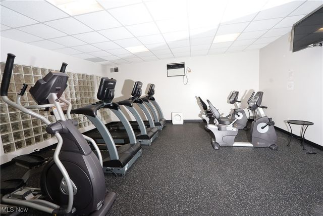 12550 Lake Avenue 810, Lakewood, OH 44107