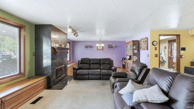 1711 Saint Louis Avenue, Fort Wayne, IN 46819