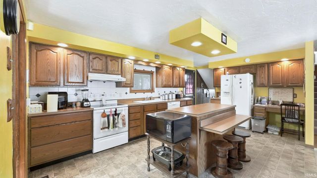 1711 Saint Louis Avenue, Fort Wayne, IN 46819