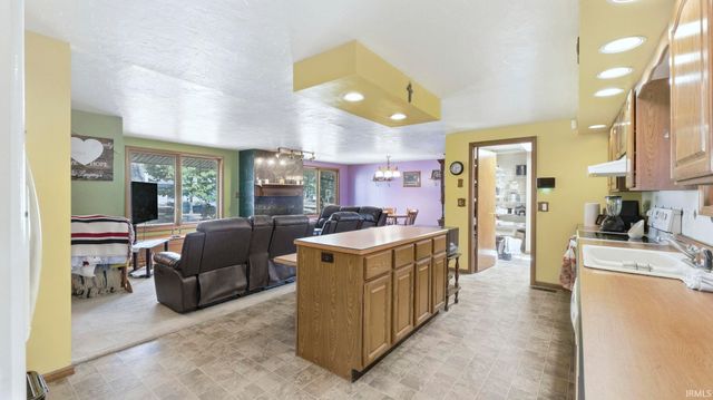 1711 Saint Louis Avenue, Fort Wayne, IN 46819