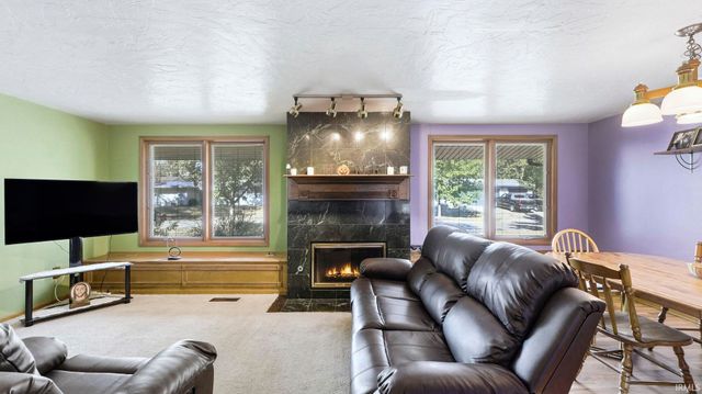 1711 Saint Louis Avenue, Fort Wayne, IN 46819