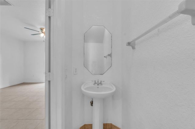 3664 NW 29th Court, Lauderdale Lakes, FL 33311