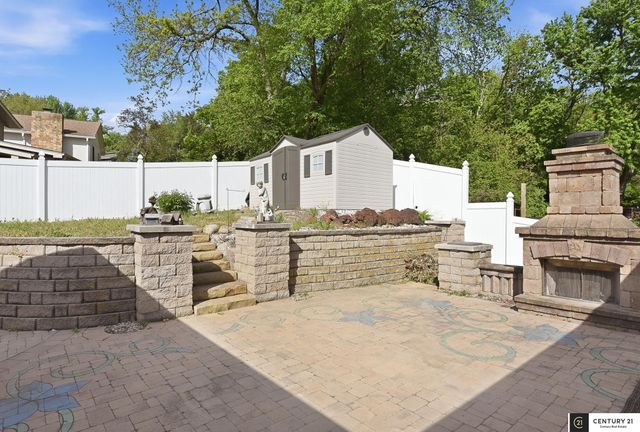 408 Kountze Memorial Drive, Bellevue, NE 68005