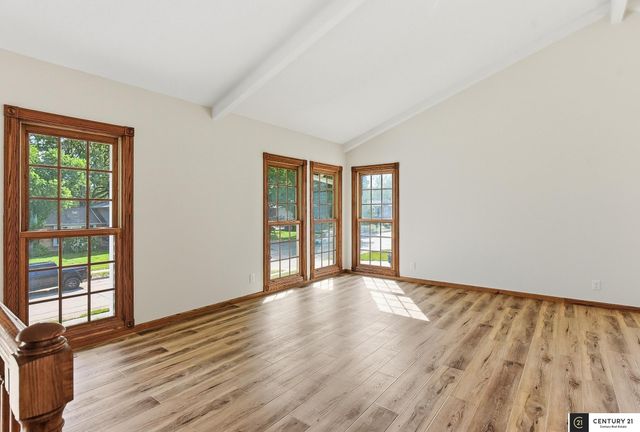 408 Kountze Memorial Drive, Bellevue, NE 68005