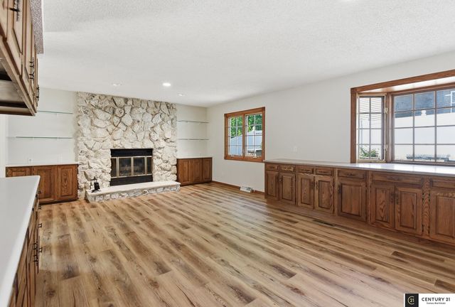 408 Kountze Memorial Drive, Bellevue, NE 68005
