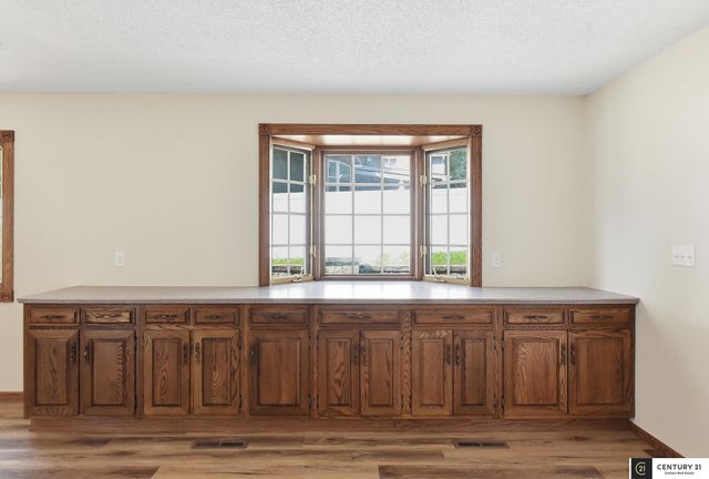 408 Kountze Memorial Drive, Bellevue, NE 68005