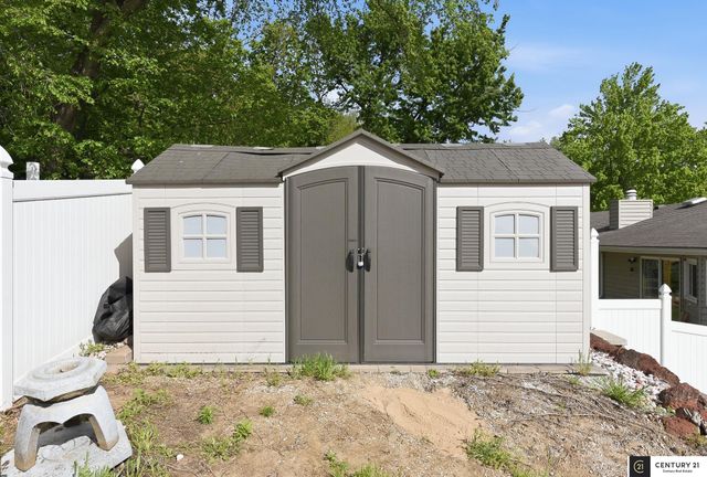 408 Kountze Memorial Drive, Bellevue, NE 68005