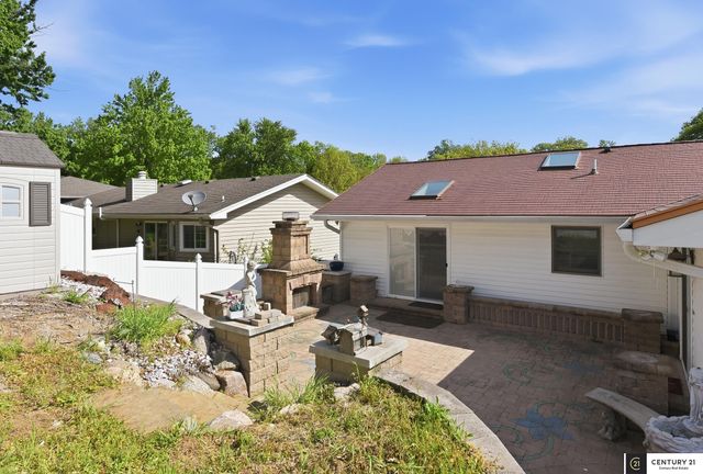 408 Kountze Memorial Drive, Bellevue, NE 68005