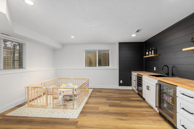 1643 Mulligan Drive Sw, City Of Wyoming, MI 49519