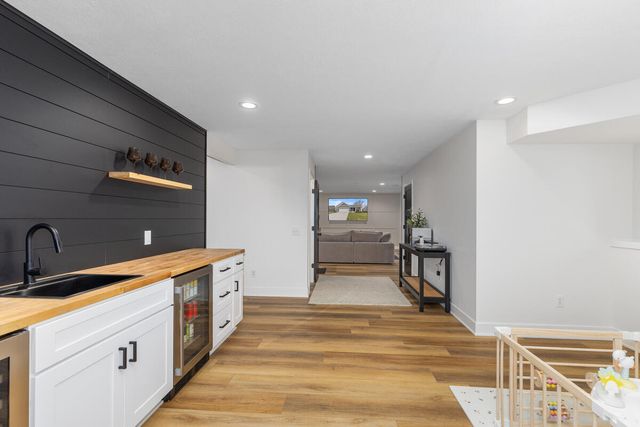 1643 Mulligan Drive Sw, City Of Wyoming, MI 49519