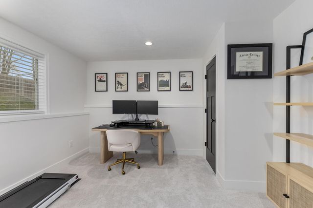 1643 Mulligan Drive Sw, City Of Wyoming, MI 49519