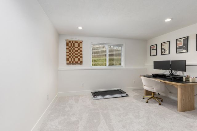 1643 Mulligan Drive Sw, City Of Wyoming, MI 49519