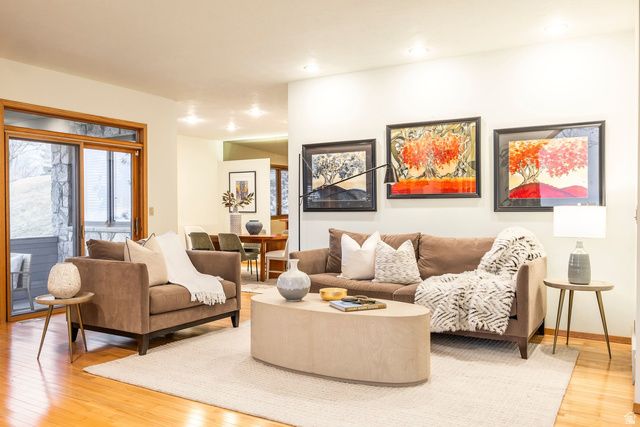 4755 S MOUNTAIN LN, Millcreek, UT 84124