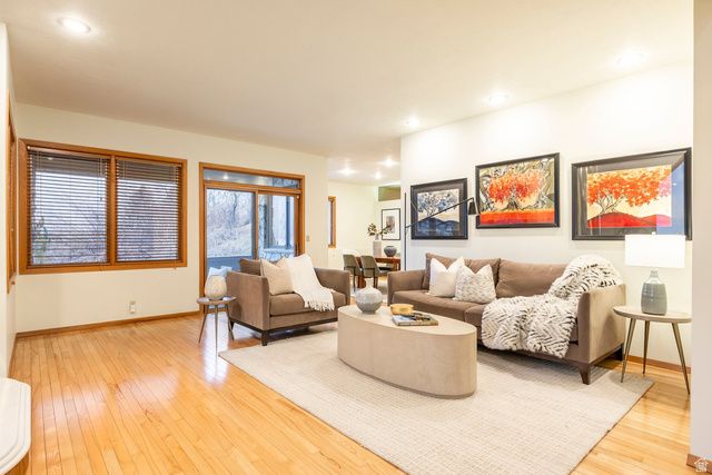 4755 S MOUNTAIN LN, Millcreek, UT 84124