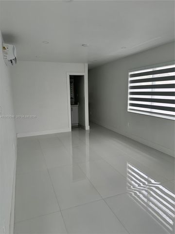 11631 SW 179th Ter, Miami, FL 33157