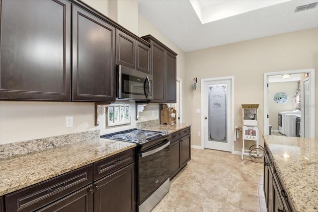 3028 S DAVIS LAKE DRIVE, Inverness, FL 34450