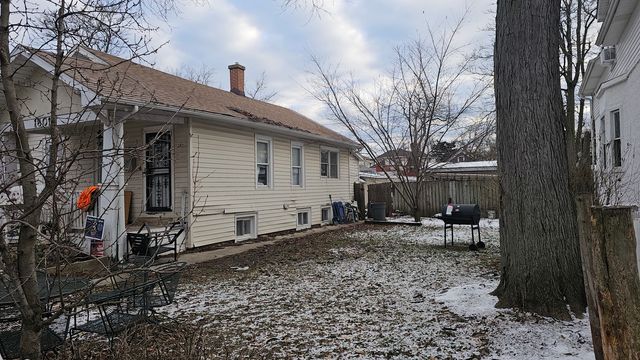 1801 Brown Avenue, Evanston, IL 60201