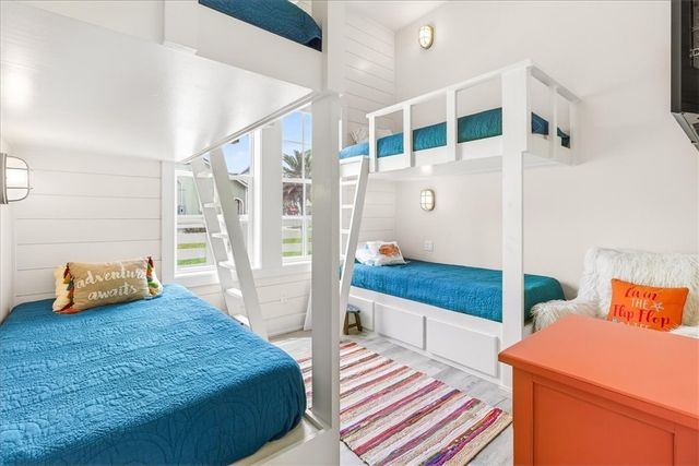167 Sunrise Ave, Port Aransas, TX 78373